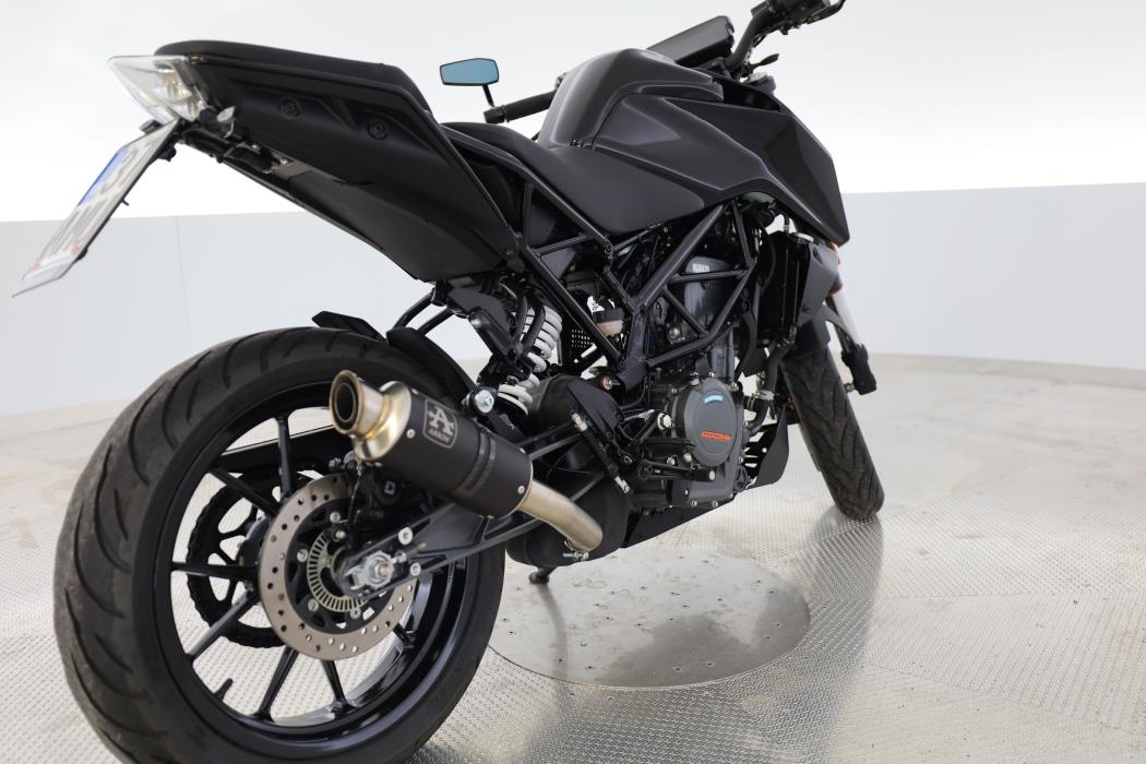 KTM 390 Duke 2021