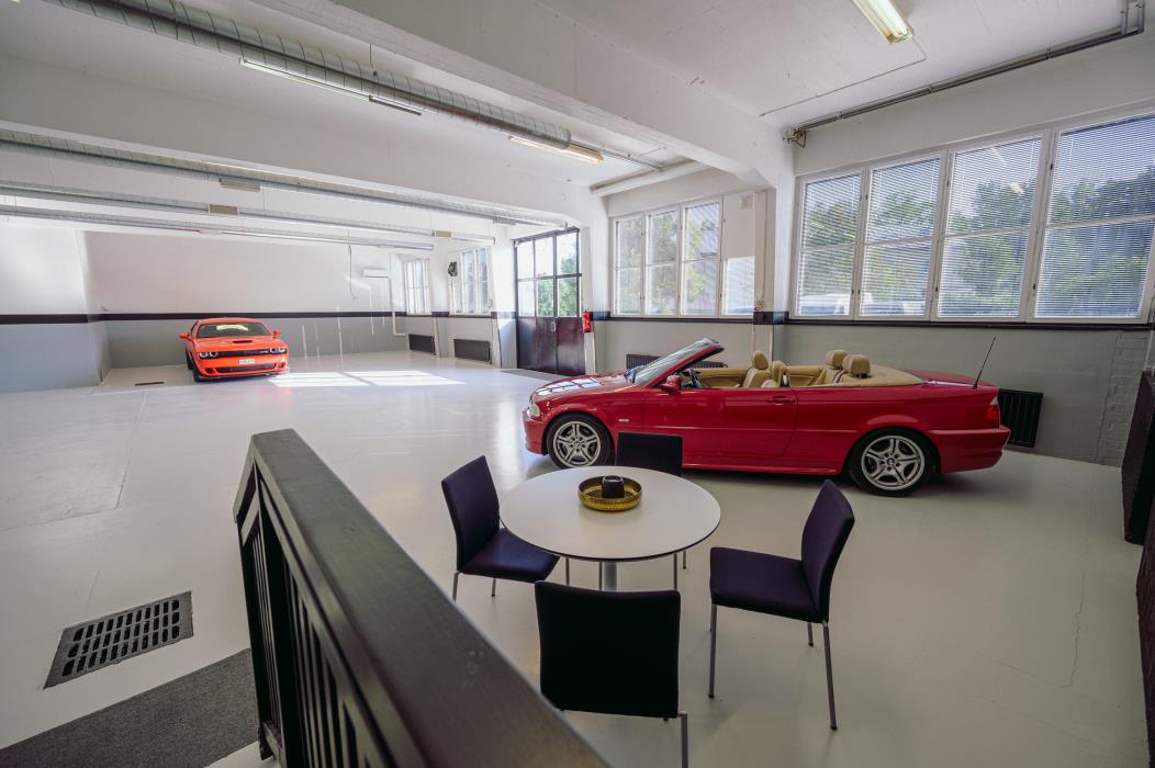 Autotalli-Hallitila 310m2 2025