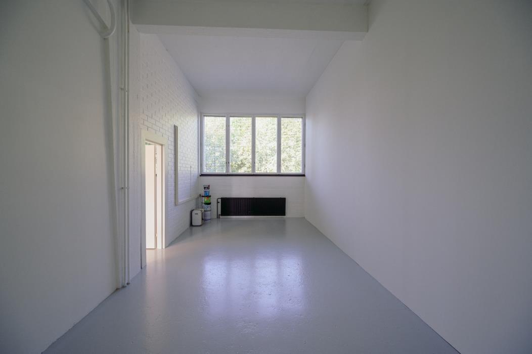 Autotalli-Hallitila 310m2 2025