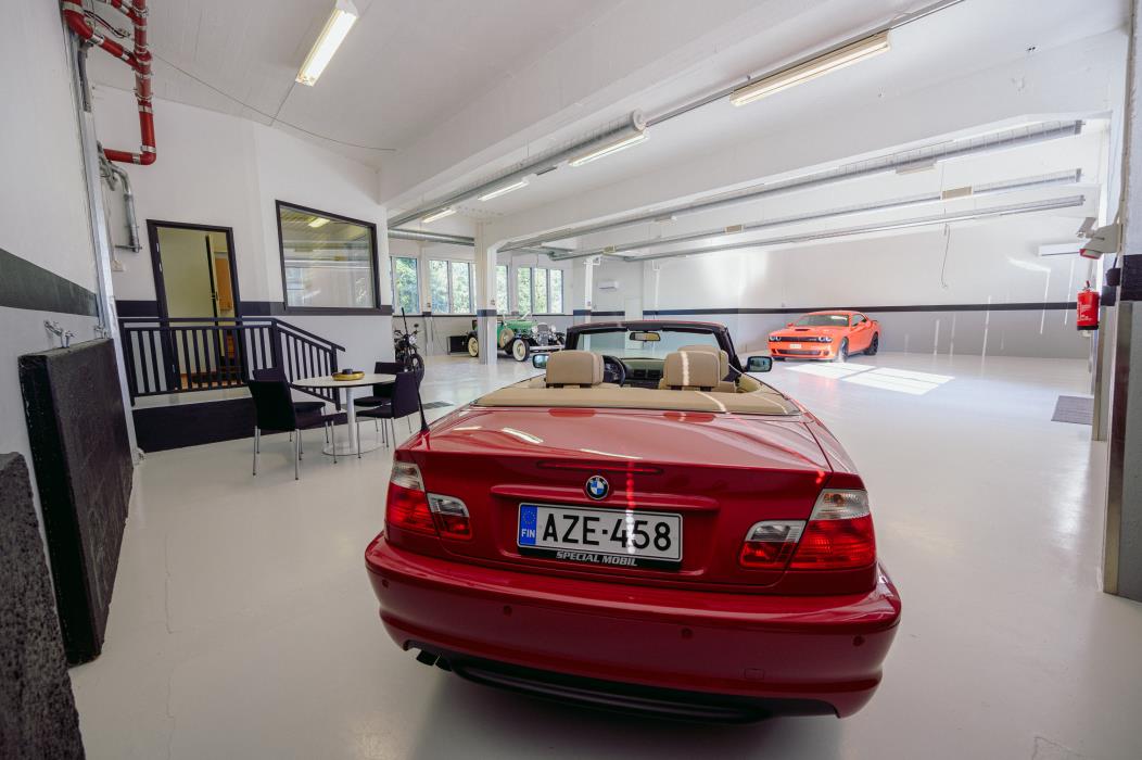 Autotalli-Hallitila 310m2 2025