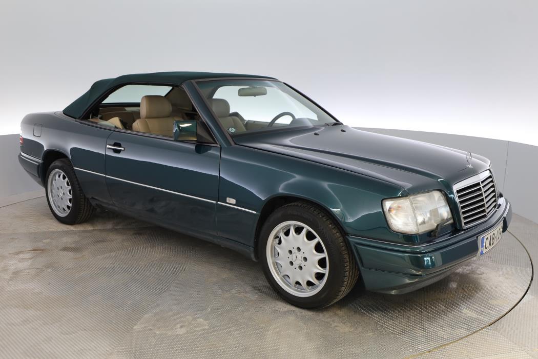 Mercedes-Benz E 1995