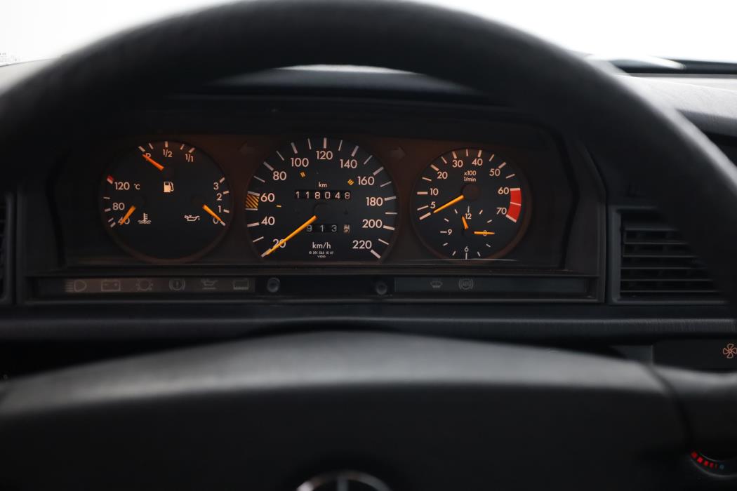 Mercedes-Benz 190 1990