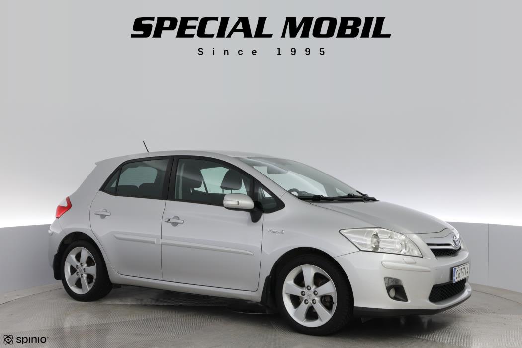 Toyota Auris 2011