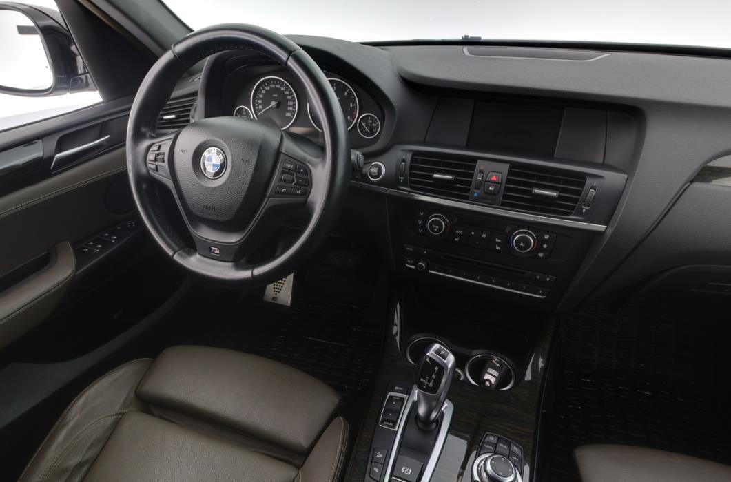 BMW X3 2011