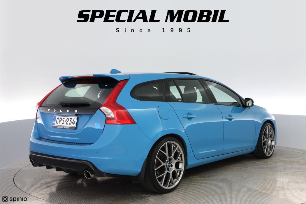 Volvo V60 2015