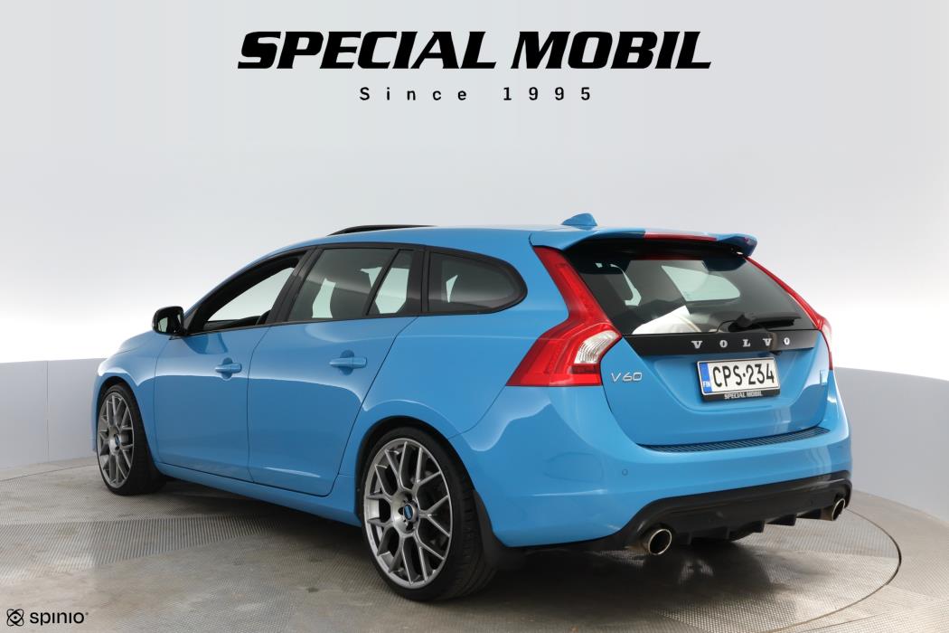 Volvo V60 2015