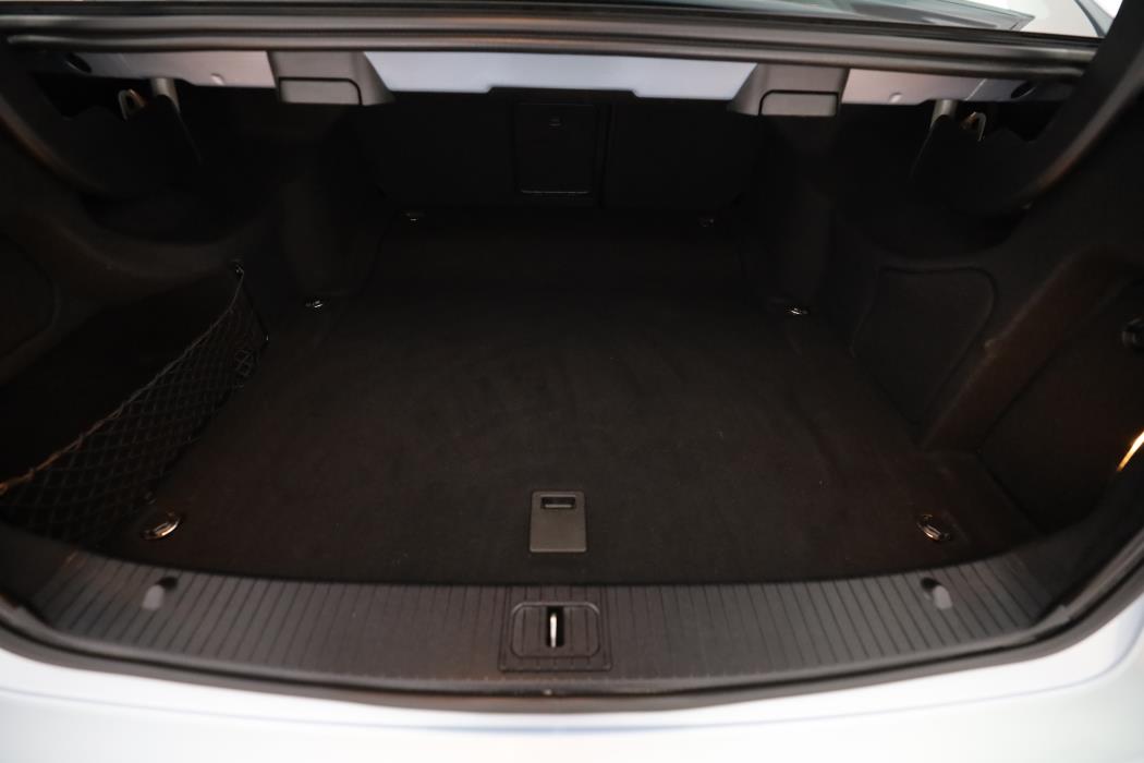 Mercedes-Benz E 2015