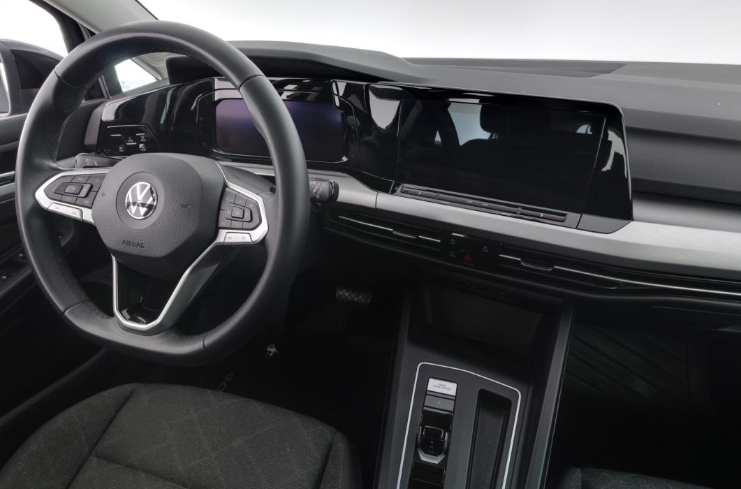 Volkswagen Golf 2021