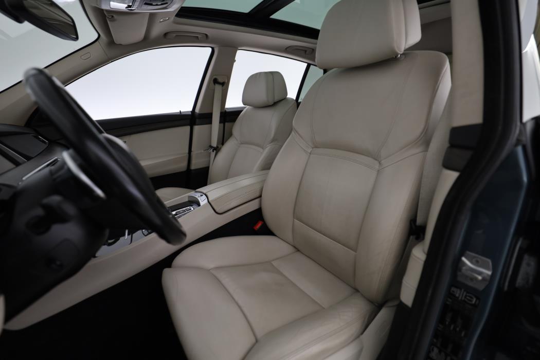 BMW 535 Gran Turismo 2013