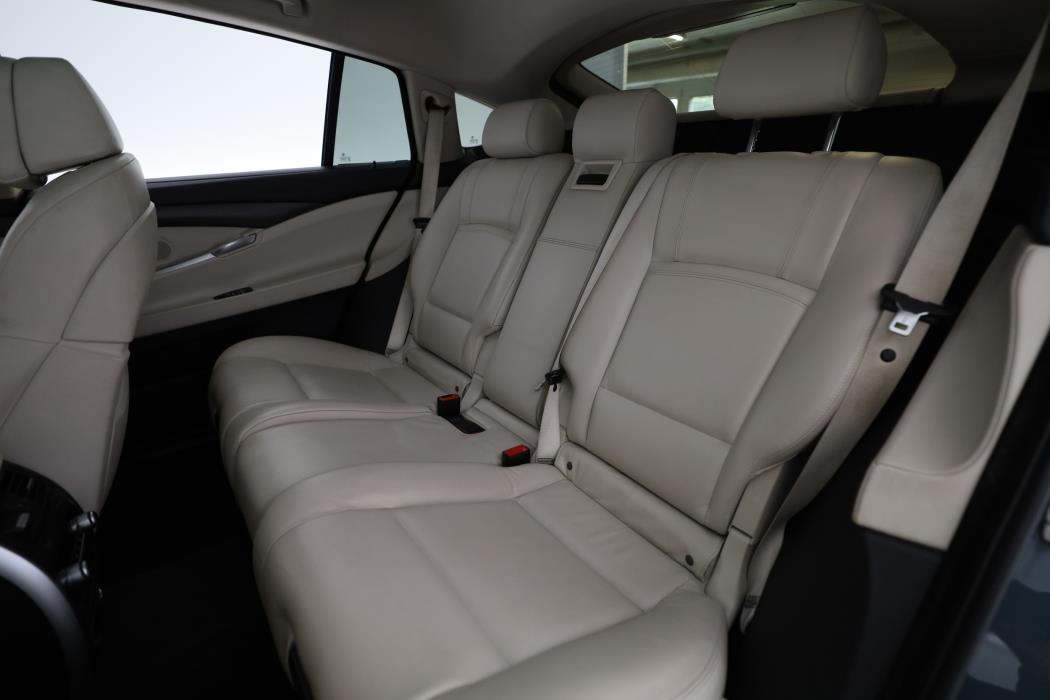 BMW 535 Gran Turismo 2013