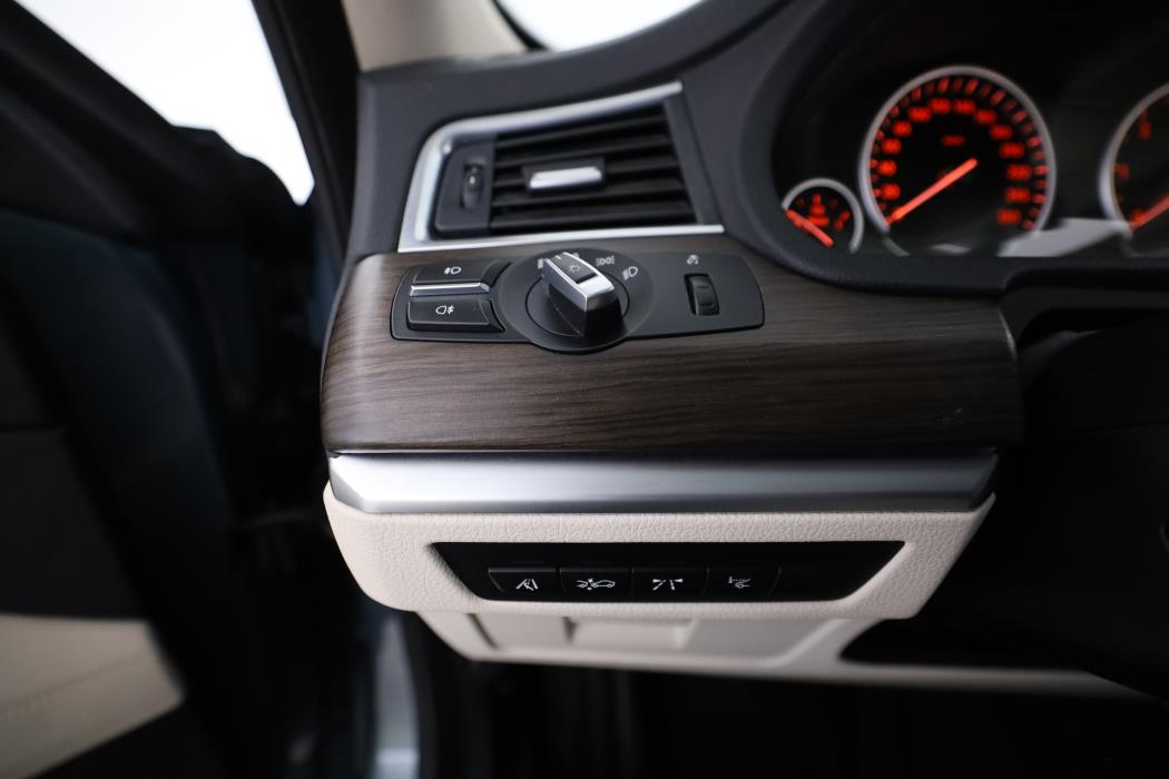 BMW 535 Gran Turismo 2013