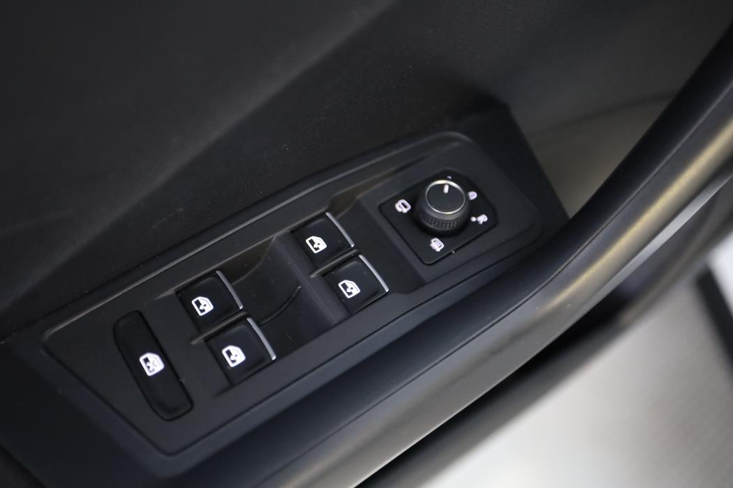 Volkswagen T-Roc 2019