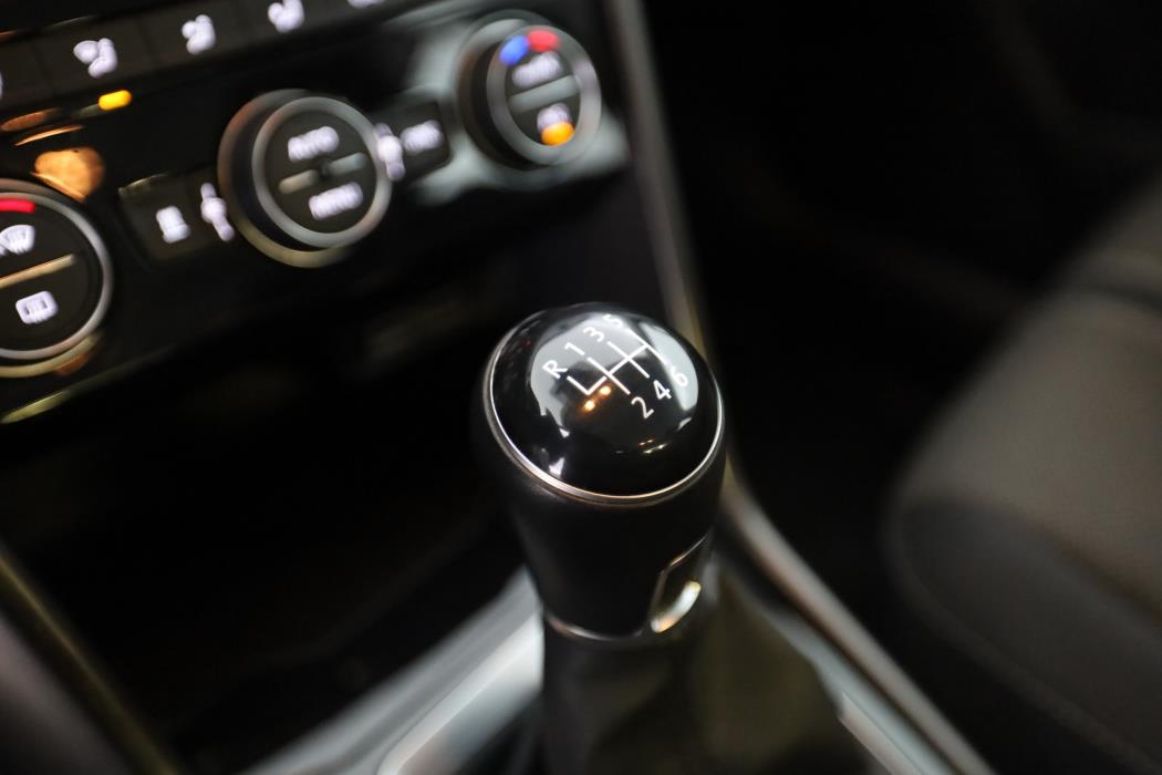 Volkswagen T-Roc 2019