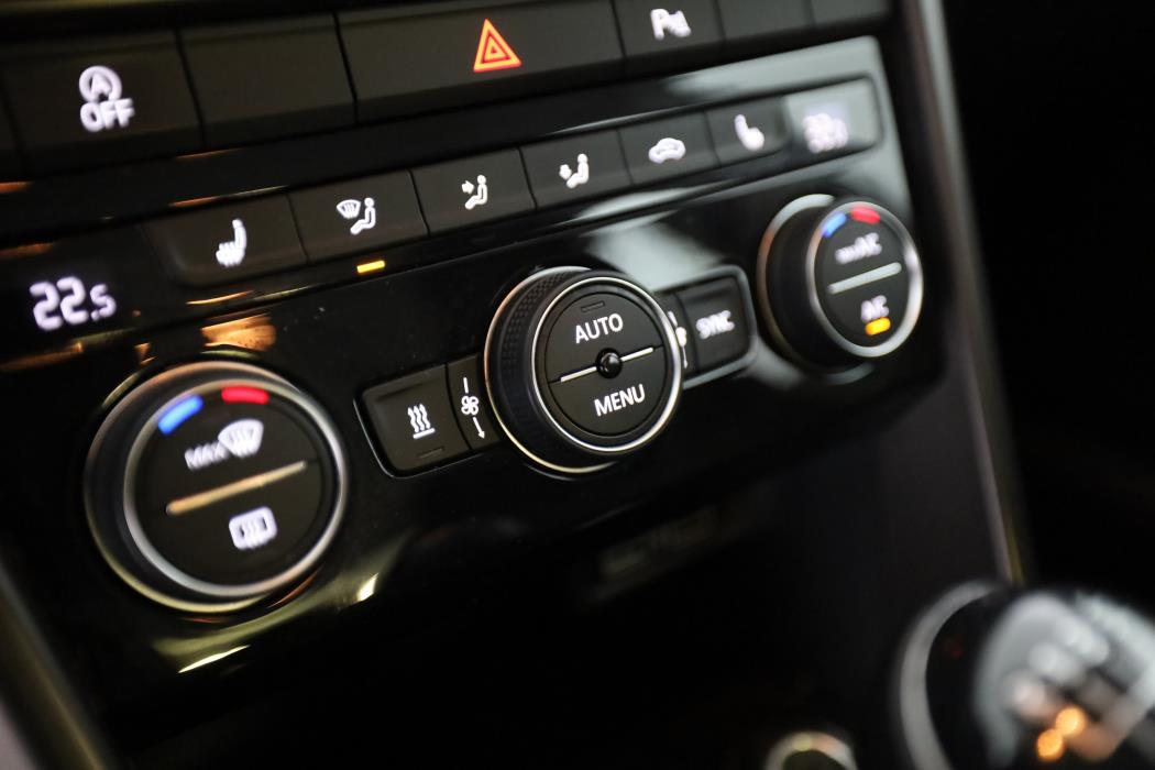 Volkswagen T-Roc 2019