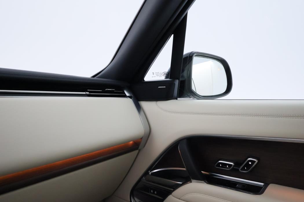 Land Rover Range Rover 2023