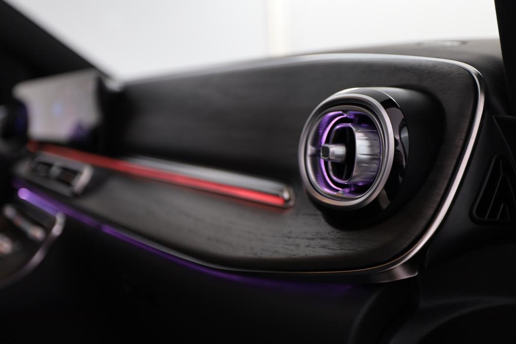 Mercedes-Benz EQV 2025