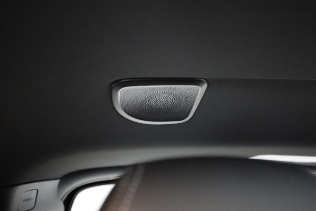 Mercedes-Benz EQV 2025