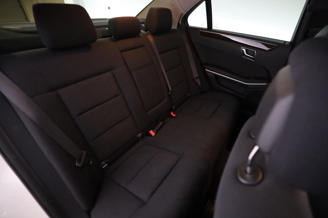 Mercedes-Benz E 2010