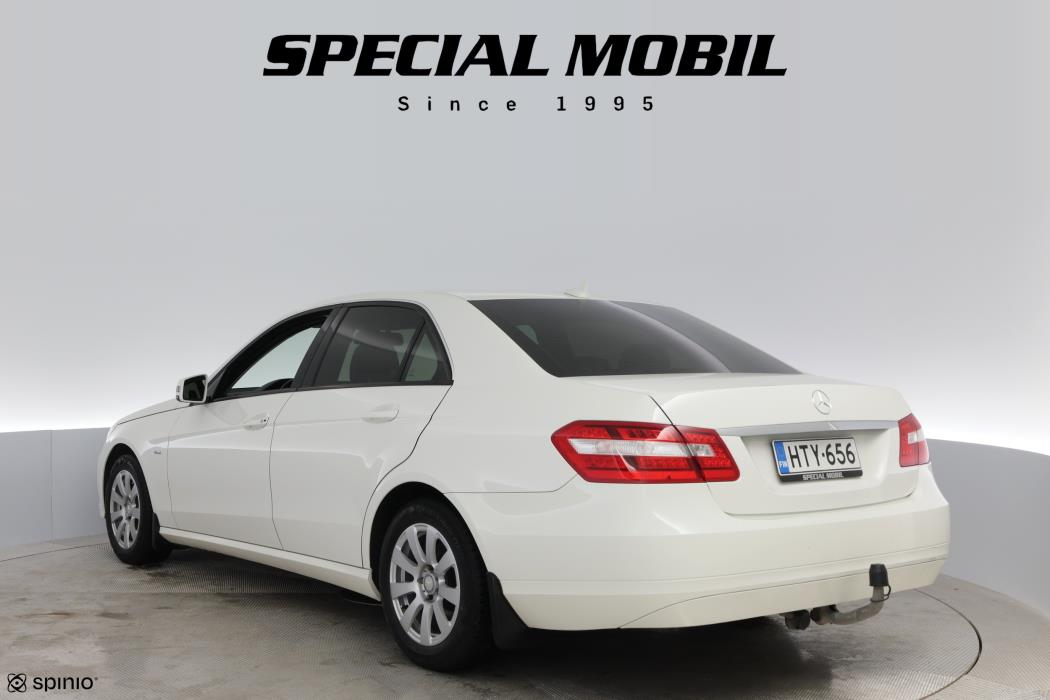 Mercedes-Benz E 2010