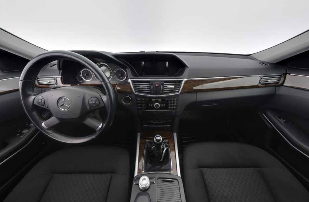 Mercedes-Benz E 2010