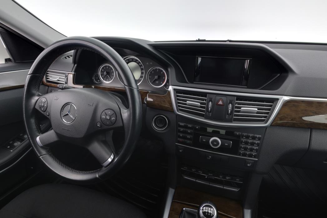 Mercedes-Benz E 2010
