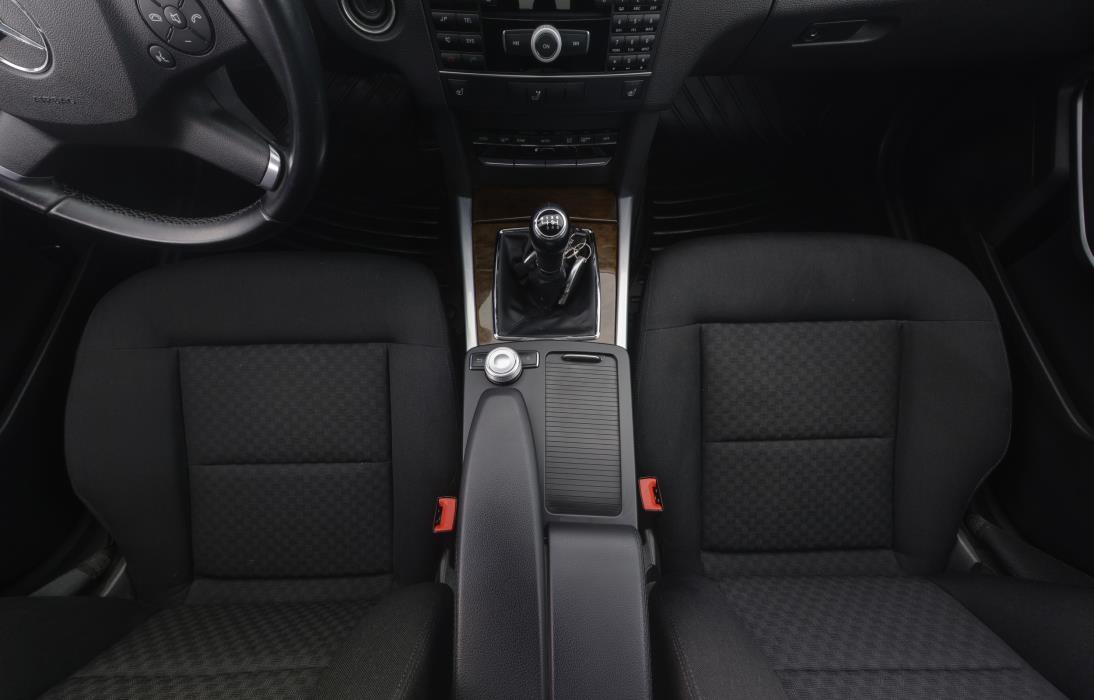 Mercedes-Benz E 2010