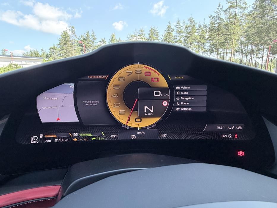 Ferrari 296 GTB 2023