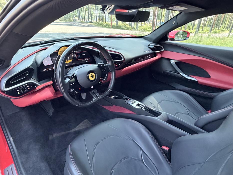 Ferrari 296 GTB 2023