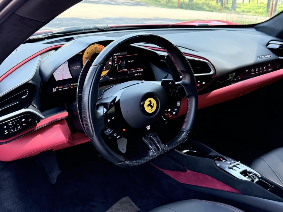 Ferrari 296 GTB 2023