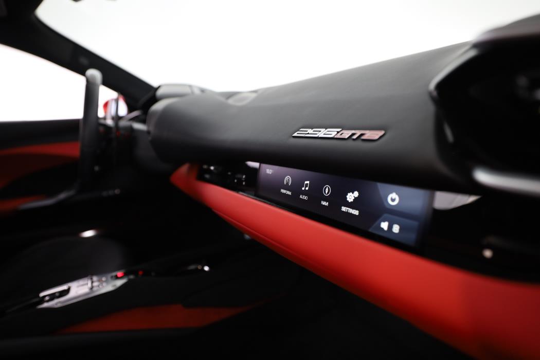 Ferrari 296 GTB 2023