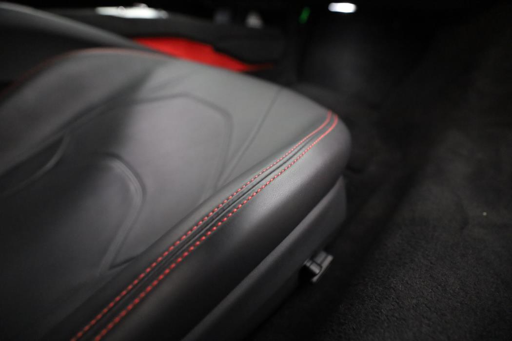 Ferrari 296 GTB 2023