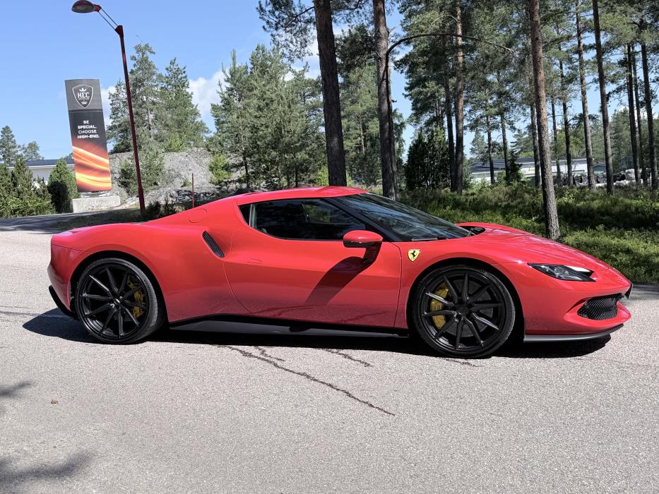 Ferrari 296 GTB 2023