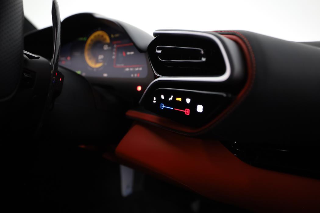 Ferrari 296 GTB 2023