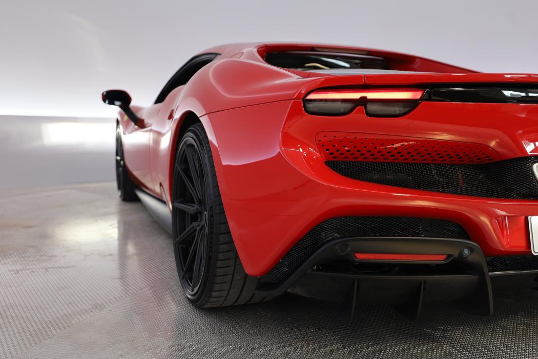 Ferrari 296 GTB 2023