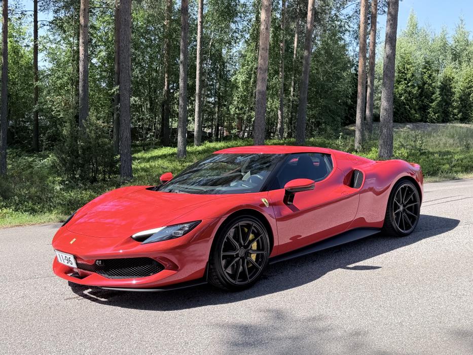 Ferrari 296 GTB 2023