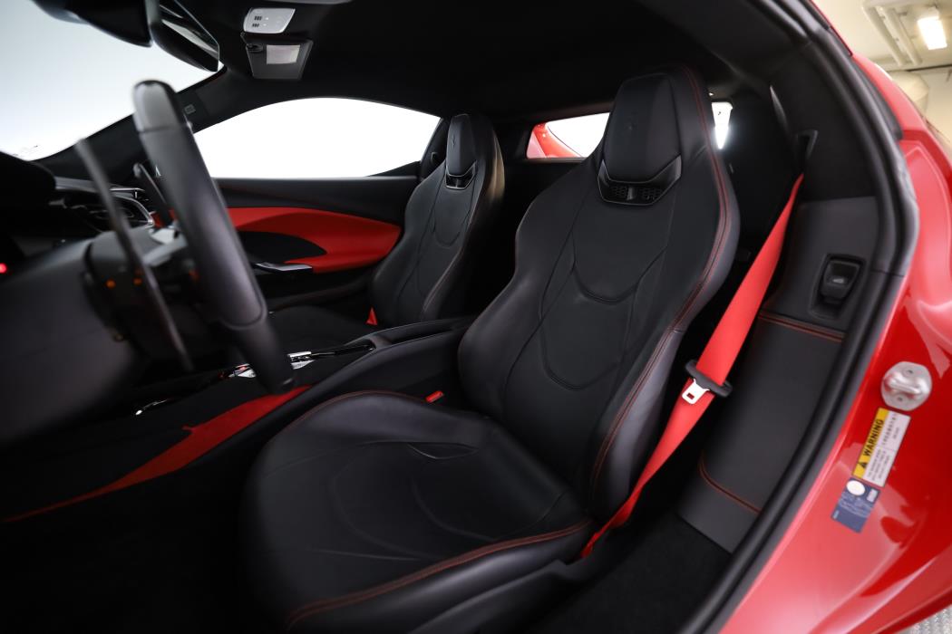 Ferrari 296 GTB 2023