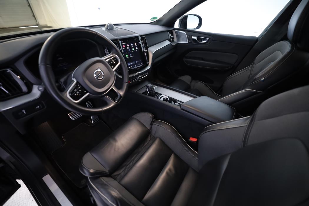 Volvo XC60 2022
