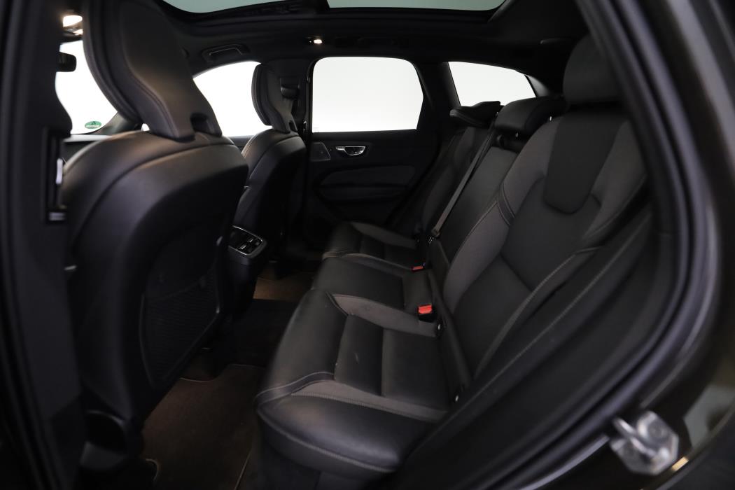Volvo XC60 2022