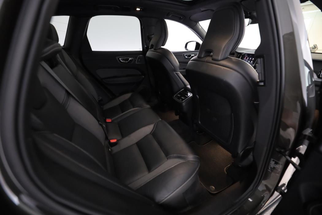 Volvo XC60 2022
