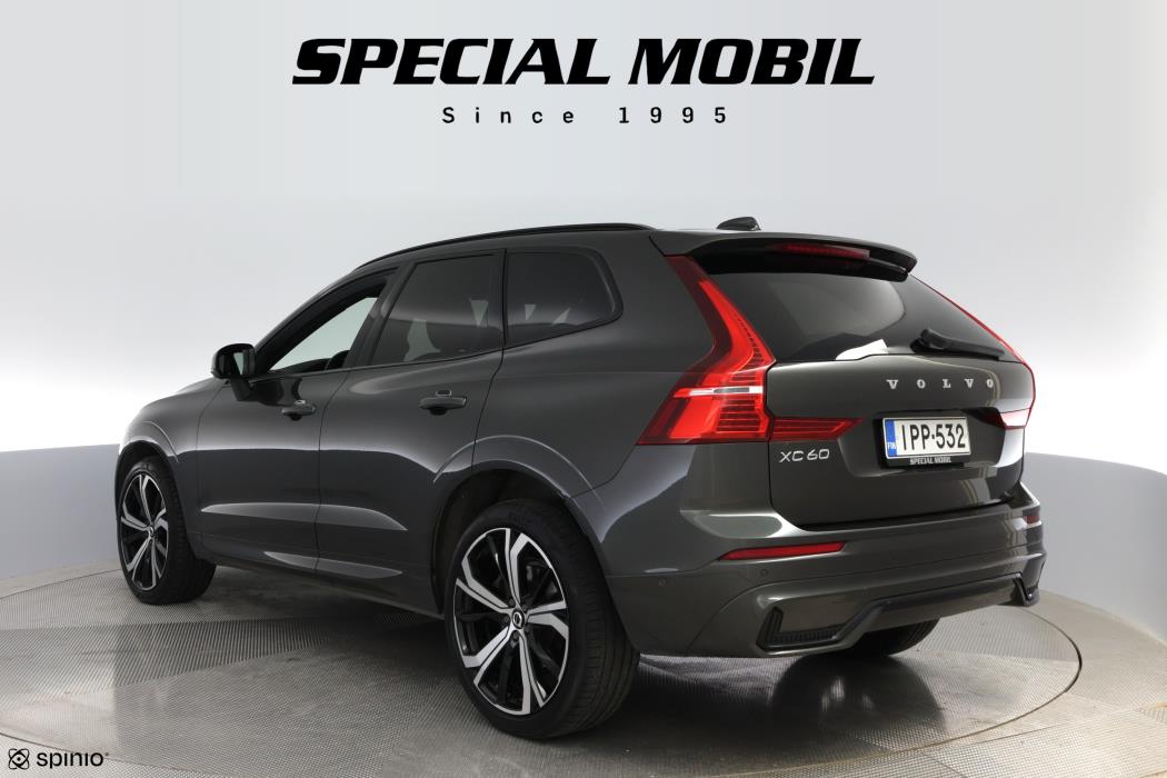 Volvo XC60 2022