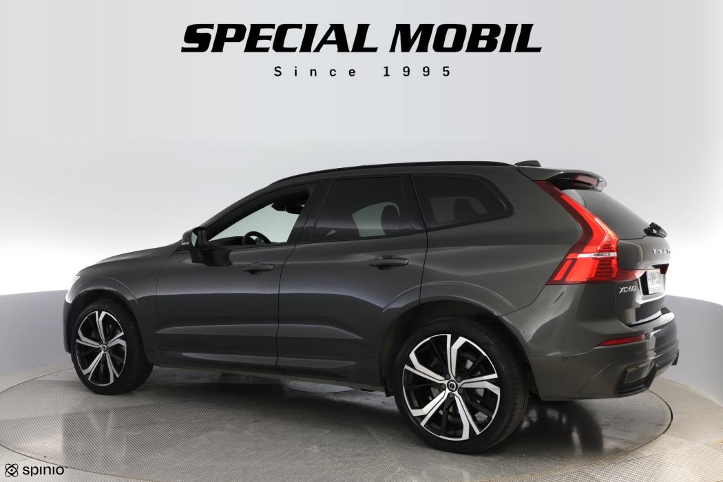 Volvo XC60 2022