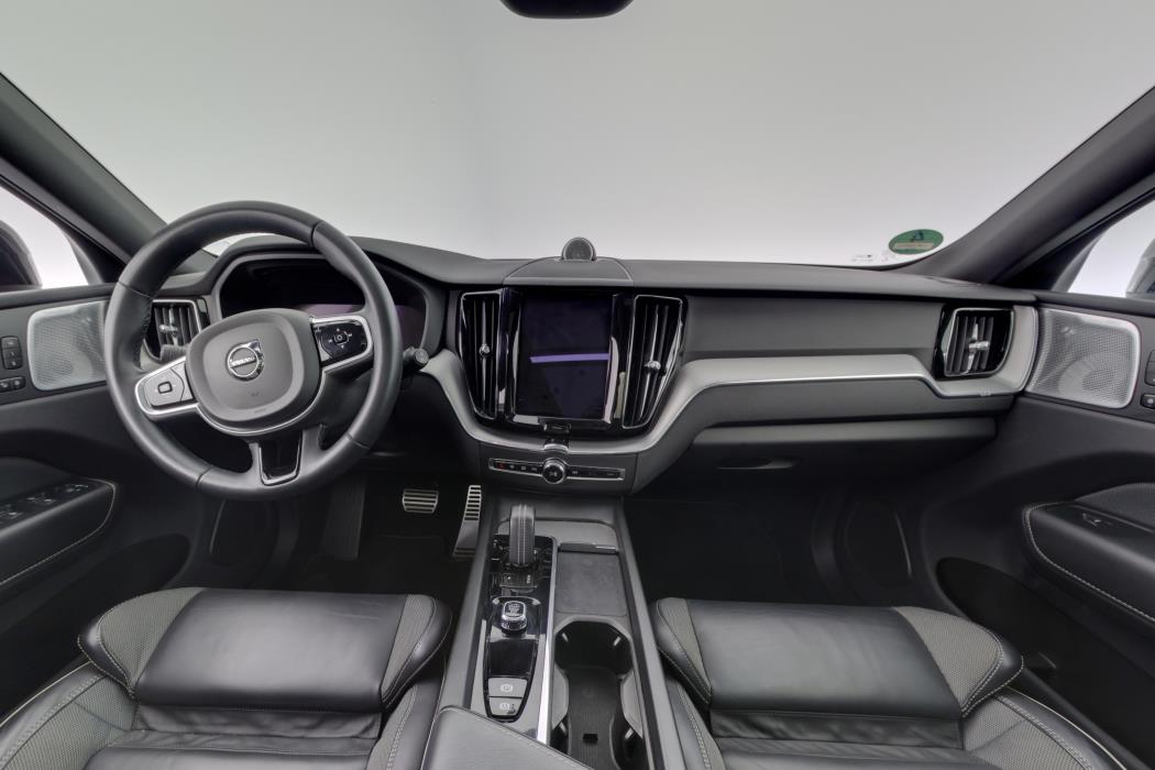 Volvo XC60 2022