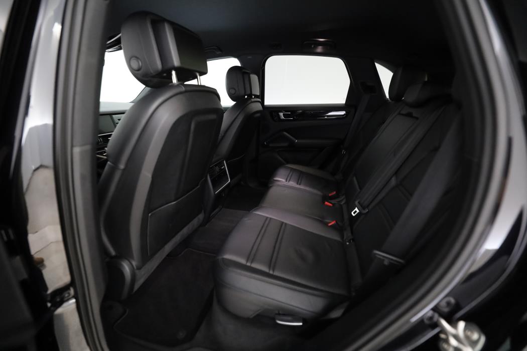 Porsche Cayenne 2019