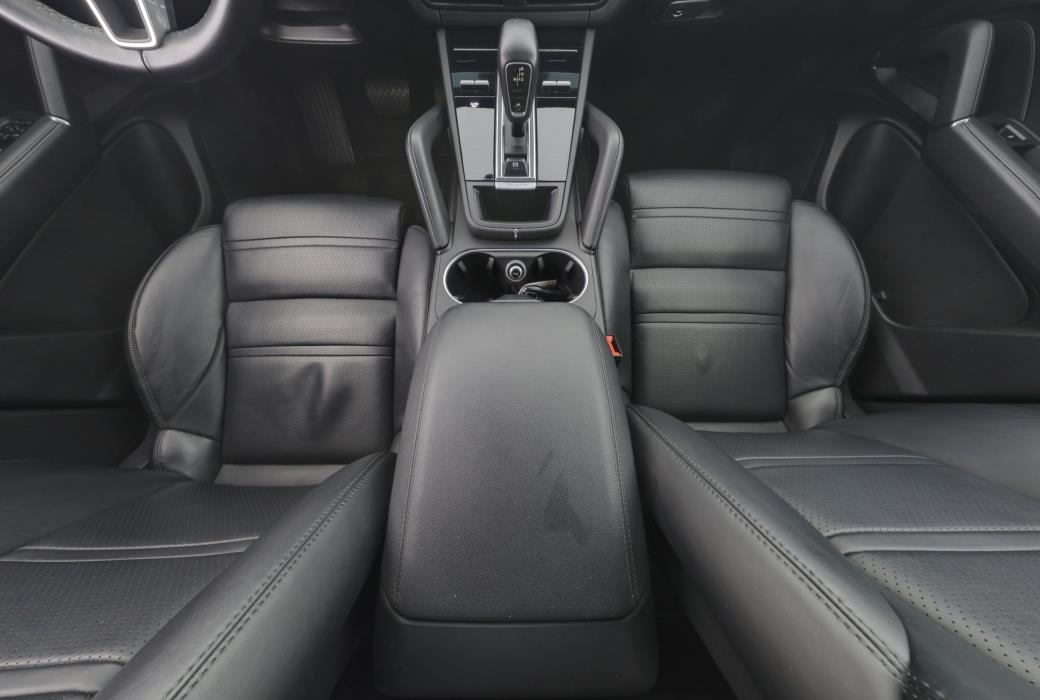 Porsche Cayenne 2019