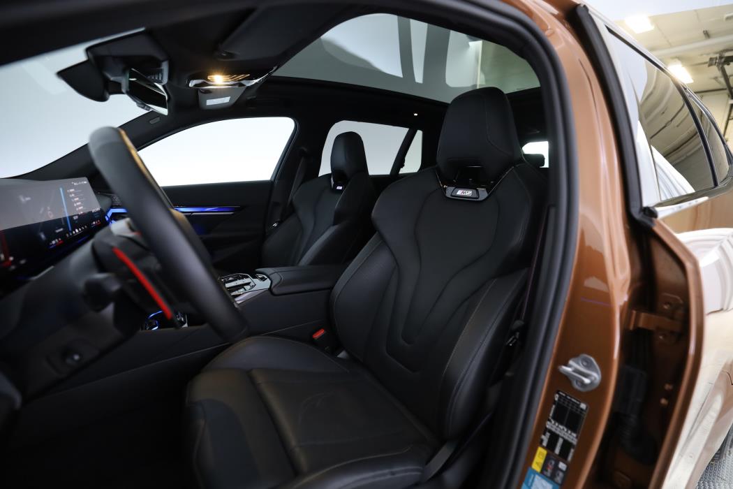 BMW M5 2025