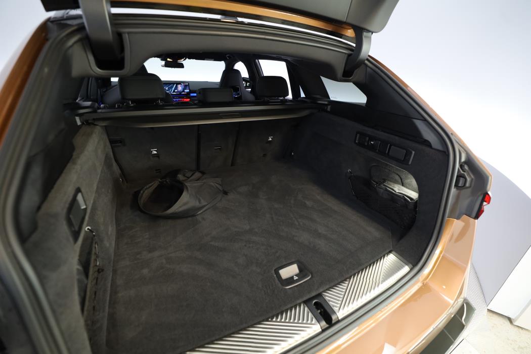 BMW M5 2025