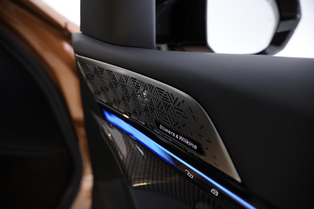 BMW M5 2025