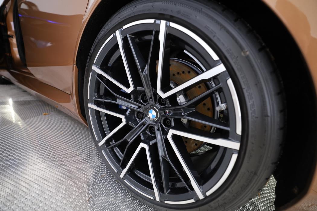 BMW M5 2025
