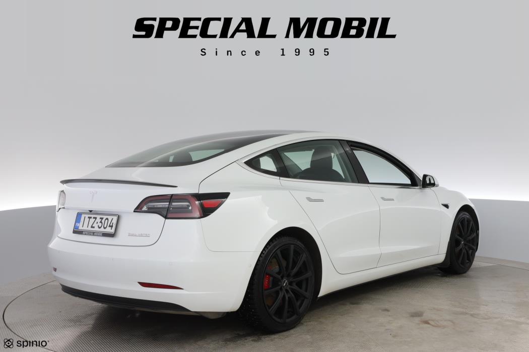 Tesla Model 3 2019