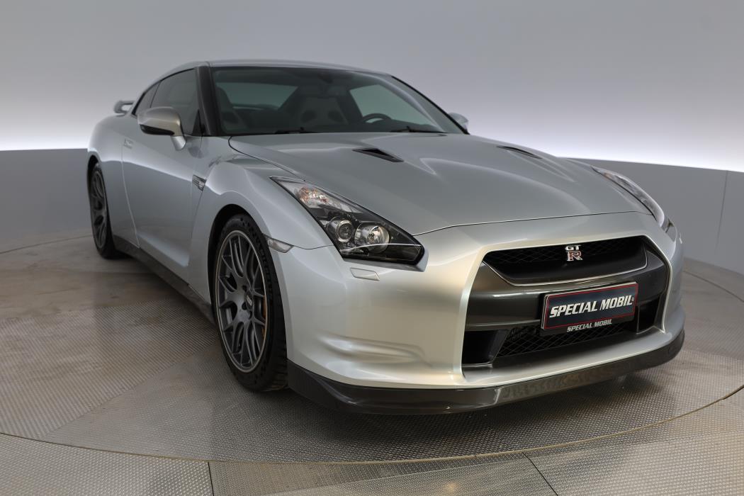 Nissan GT-R 2009